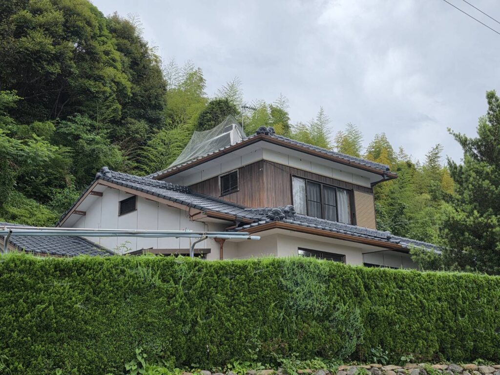 長崎市で屋根塗装・付帯部塗装が完工｜施工前後を比較 【Y様邸】